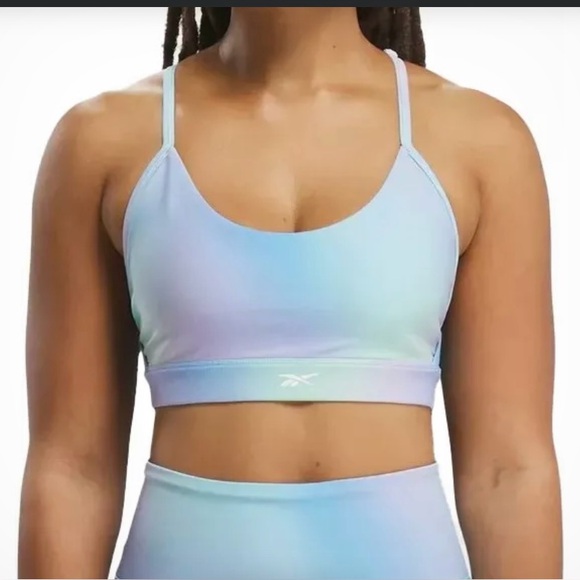 SALE🎉 Reebok Blue Sports Bra with Racerback Design - Picture 1 of 7